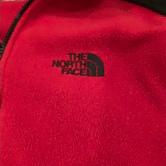 THE NORTH FACE Men’s black and red jacket - Picture 4 of 7